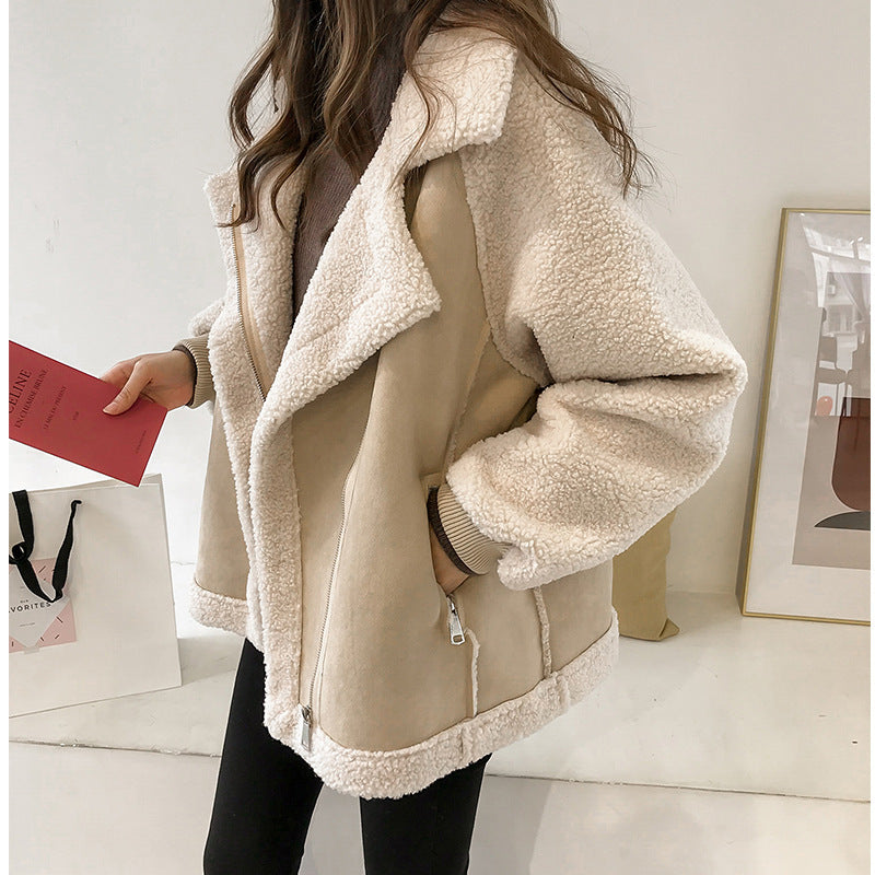 Fleece-Lined Women's Jacket for Comfort and Warmth