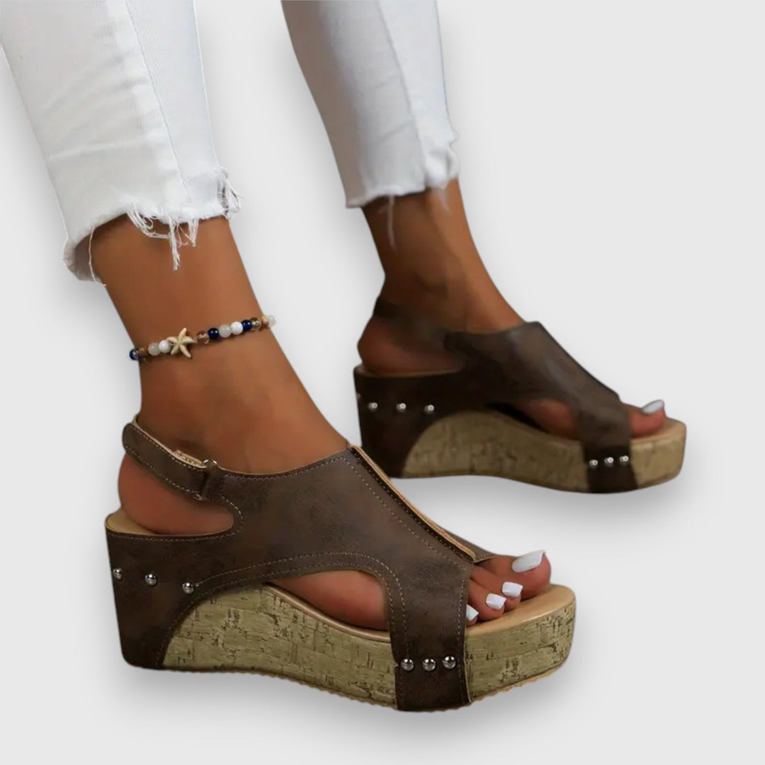 Mia – Vintage Platform Sandal