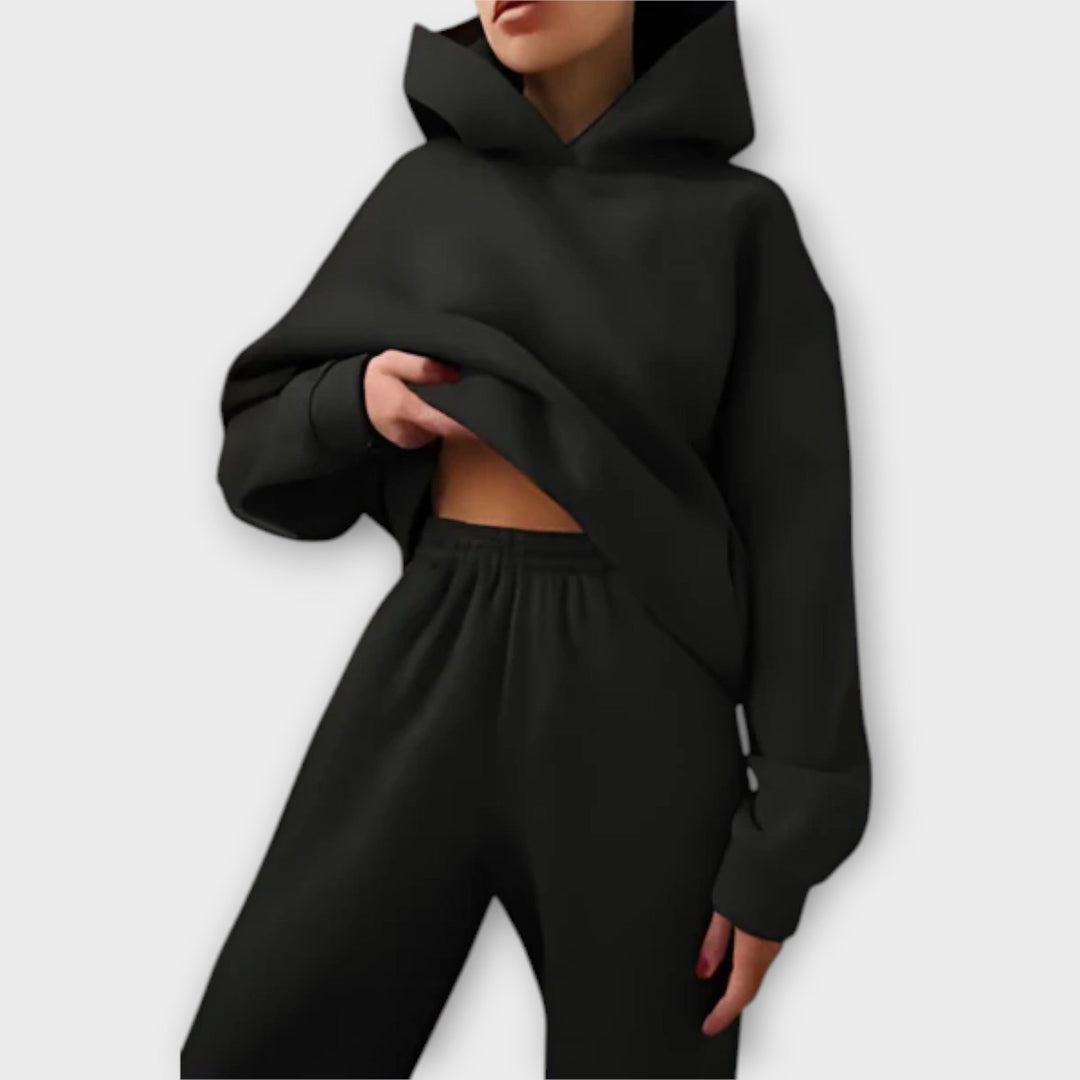 Kristine - Comfortable Tracksuit