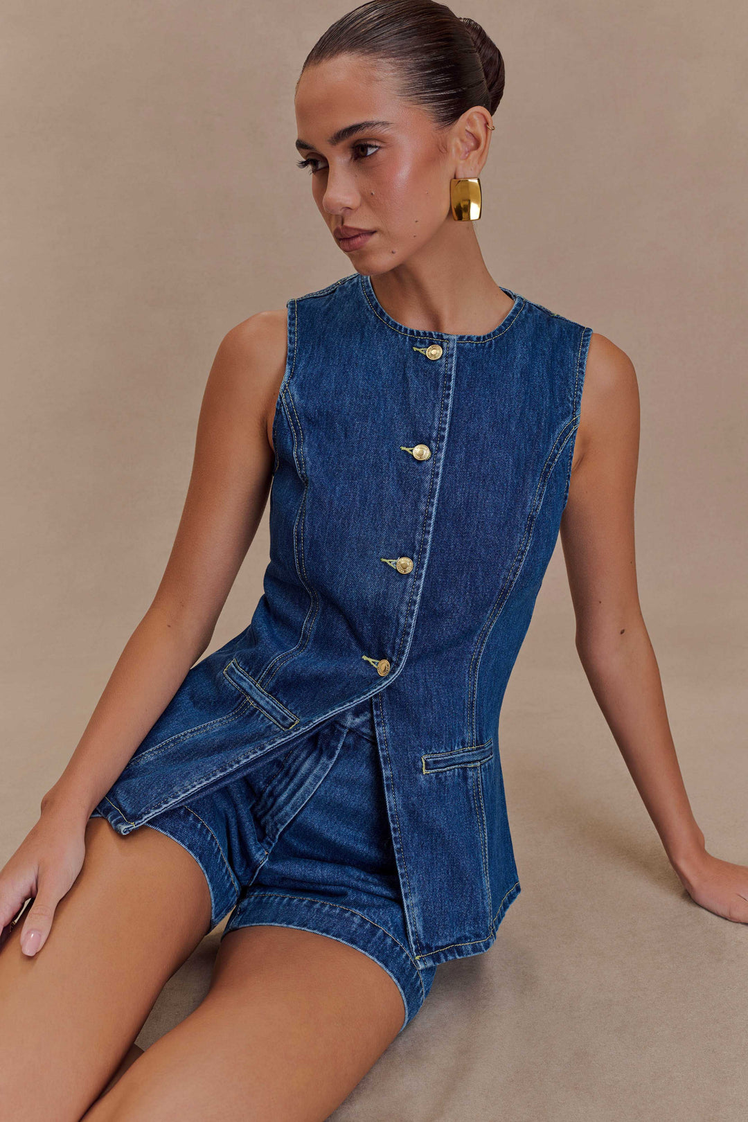 Women's Denim Two-Piece Outfit - Stylish and Comfortable Set