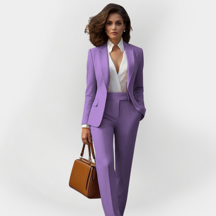 Elżbieta - Stylish Women's Suit