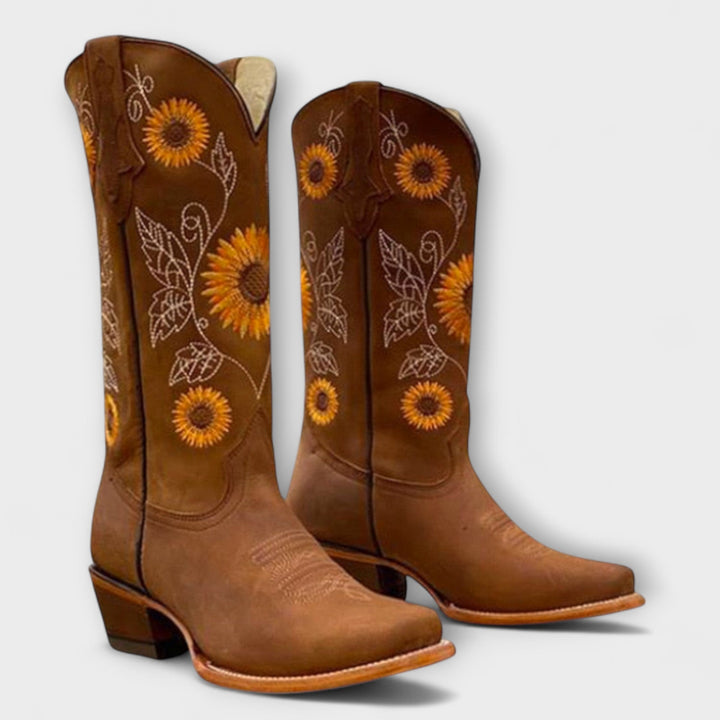 Luna - Bohemian Style Boots