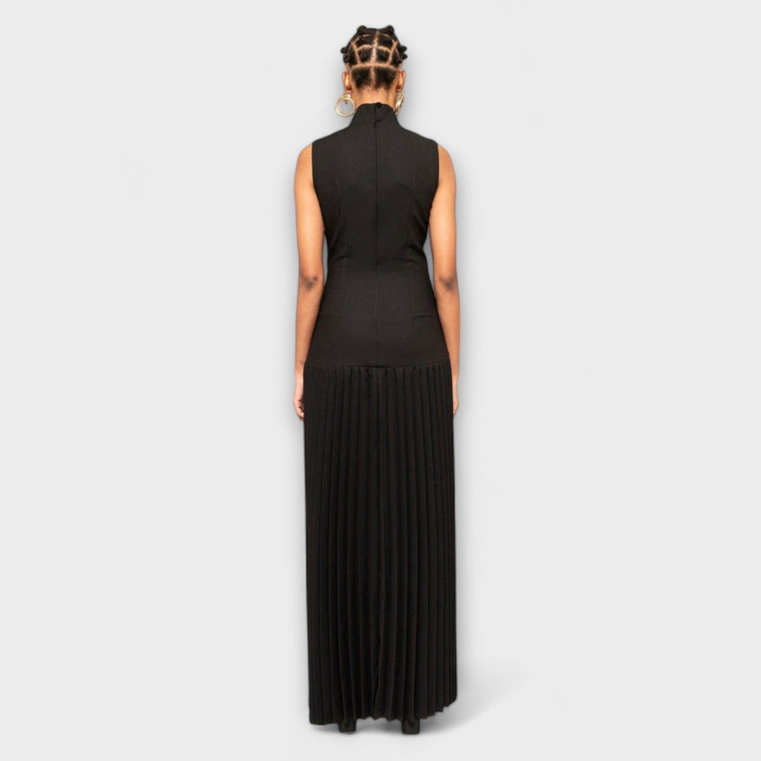 Kristen - Maxi Dress with Pleat and Keyhole Cut-Out