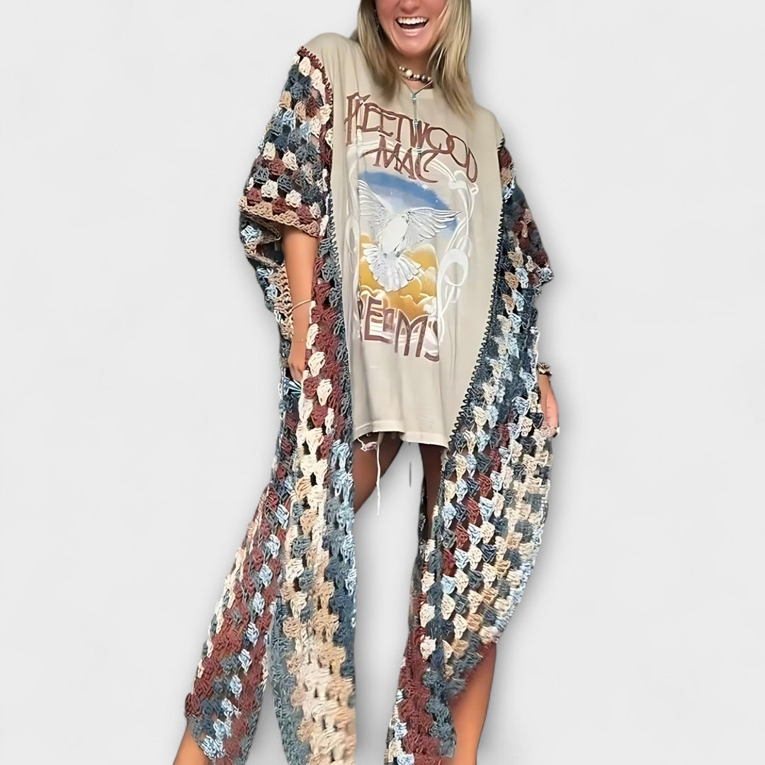 Molly – Cardina Crochet T-Shirt