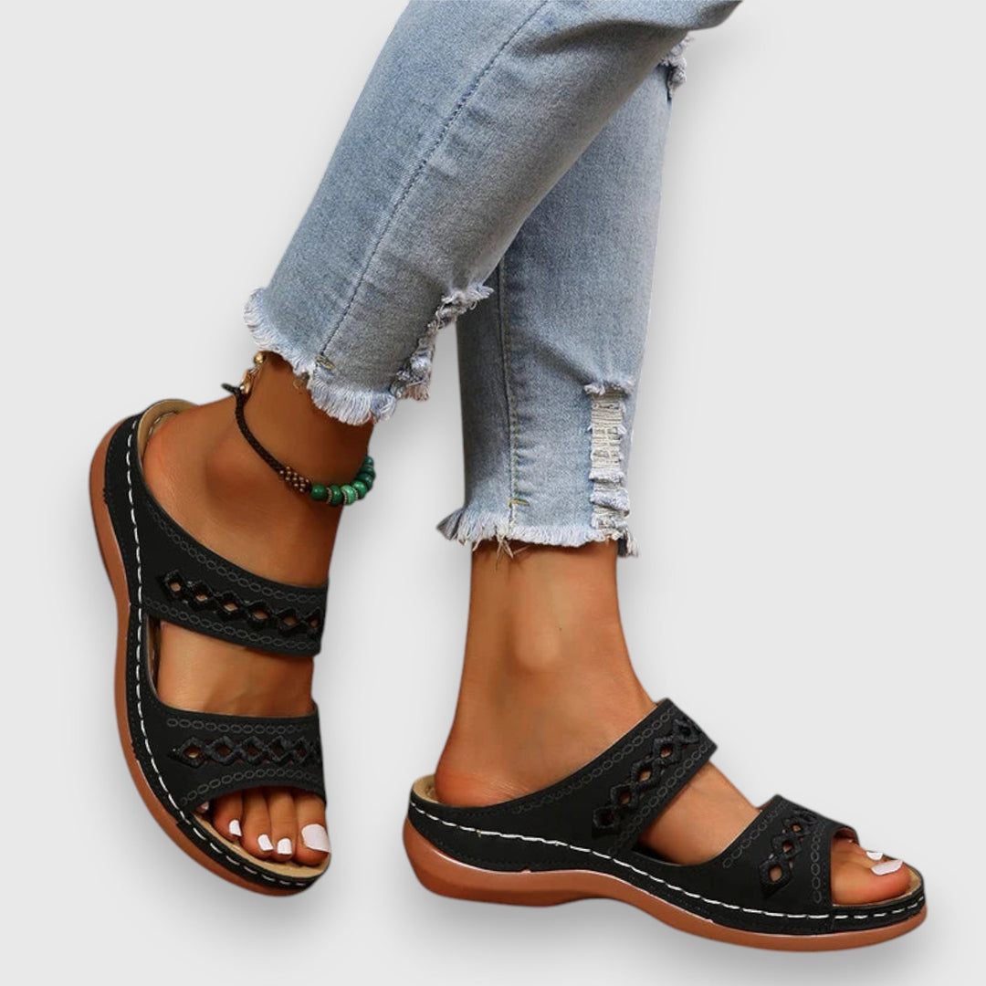 Heidi – Orthopaedic Sandal