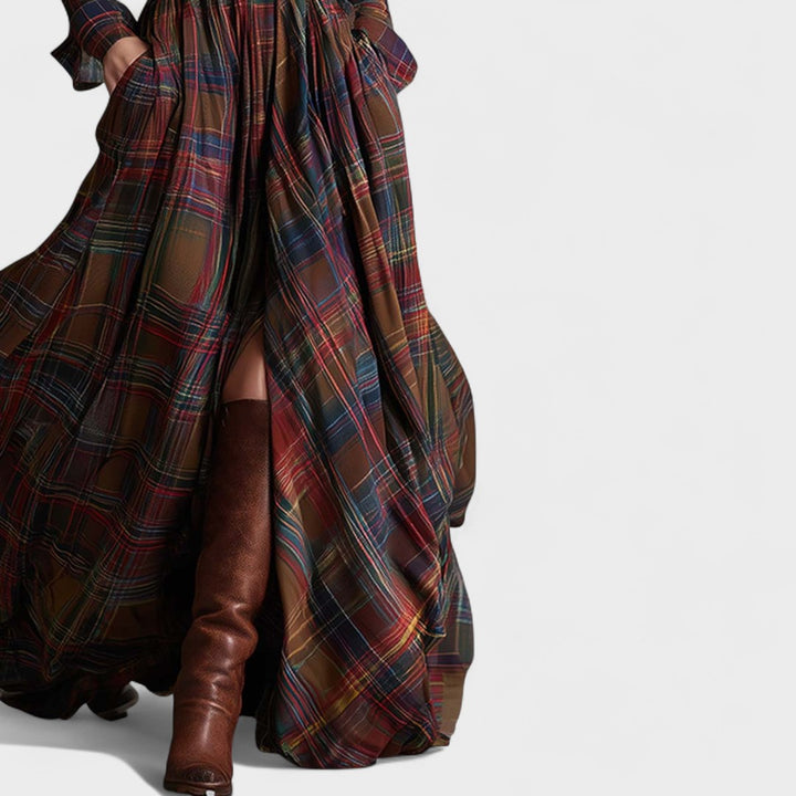 Clara | Maxi dress with belt and tartan pattern