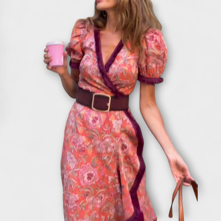 Elegant pink maxi dress with short sleeves