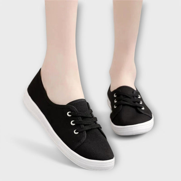 Leora - Classic Women's Lace-Up Sneakers