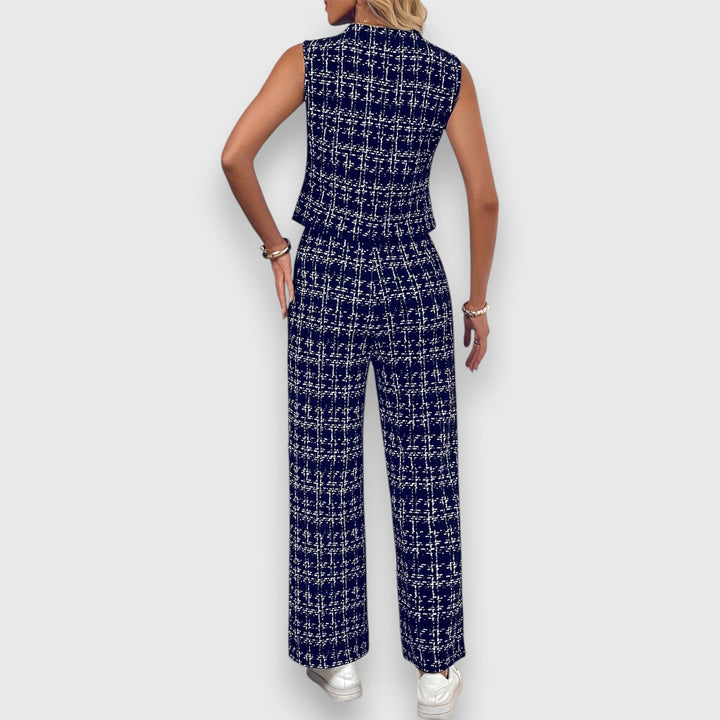 Jasmína - Two-Piece Set with V-Neck and Matching Trousers