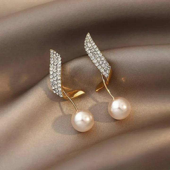 Golden Pearl Earrings