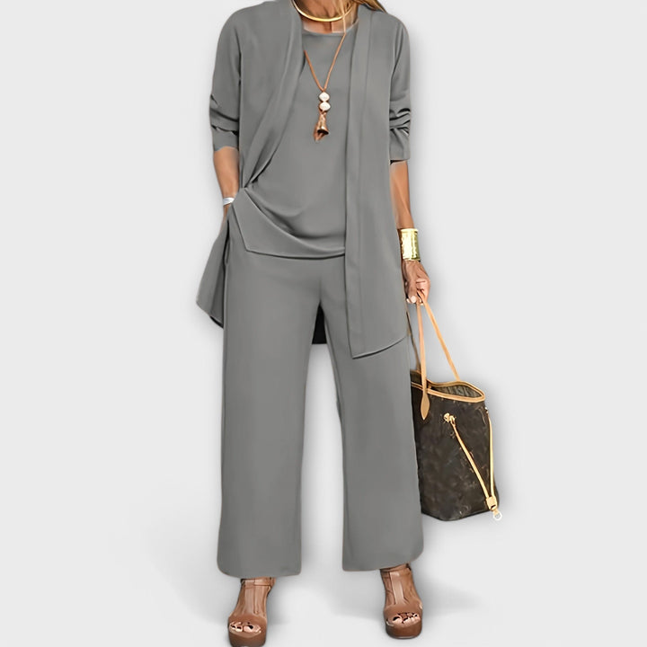 Aneta - Comfortable Three-Piece Set