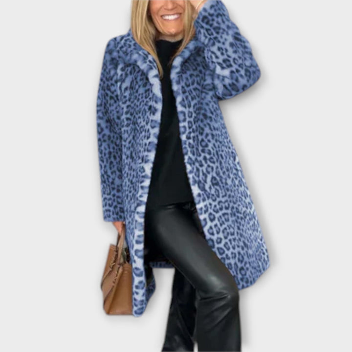 Amara – The Leopard Coat