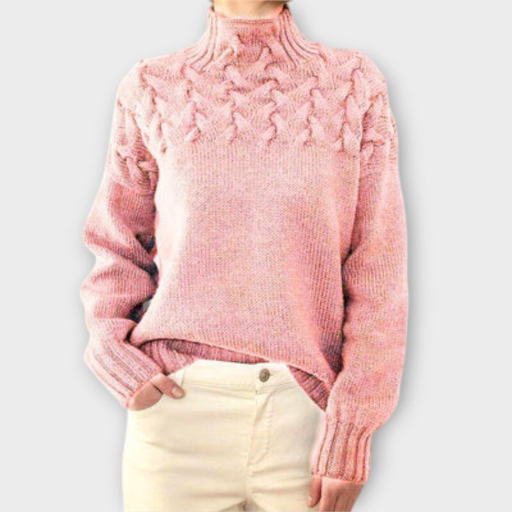 Eva - Insulating Jumper with Cable Knit Detail