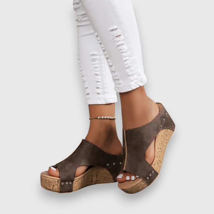 Vicky – Wedge Sandal