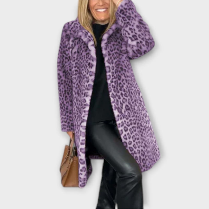 Amara – The Leopard Coat