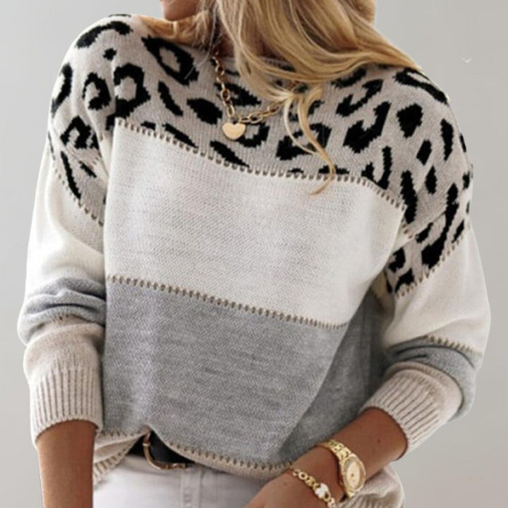 Sara | Casual Sweater with Leopard Print