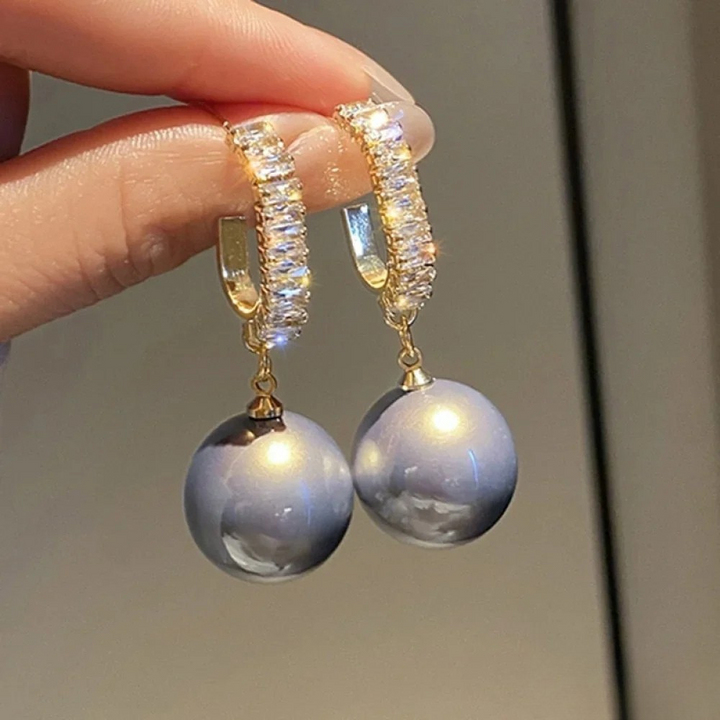 Elegant Earrings with Pearl and Zirconia