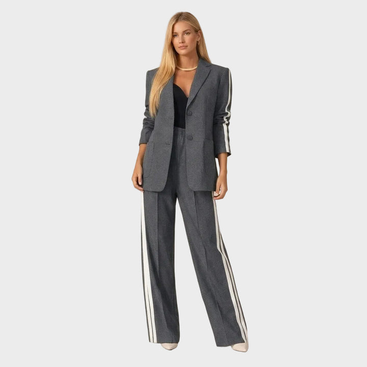 Ewa - Suit with Tailored Blazer