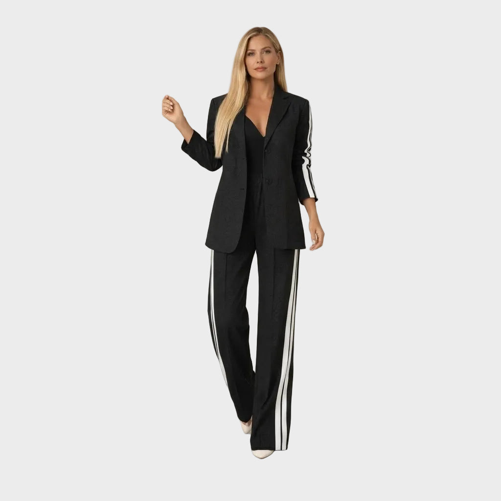 Ewa - Suit with Tailored Blazer