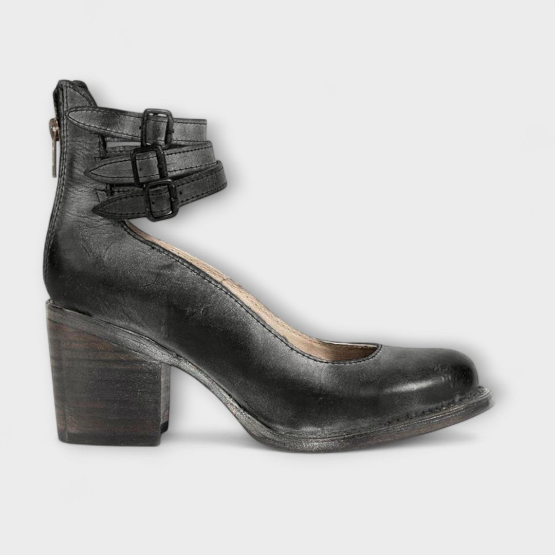 Bella – Comfortable and Stylish Orthopaedic Shoe