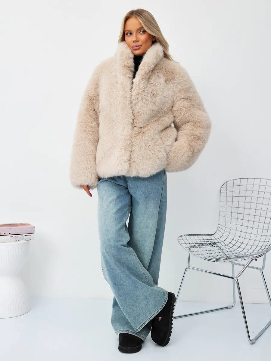 Elegant Faux Fur Winter Jacket
