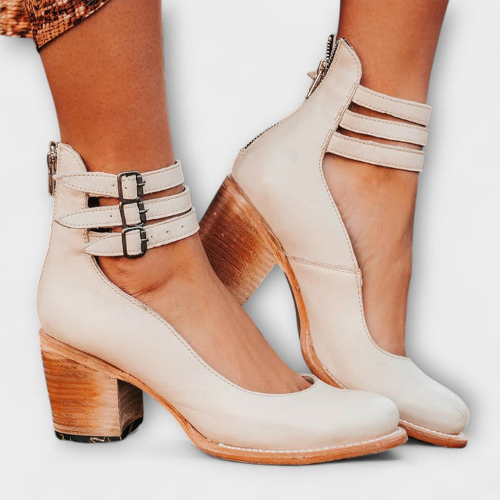 Bella – Comfortable and Stylish Orthopaedic Shoe