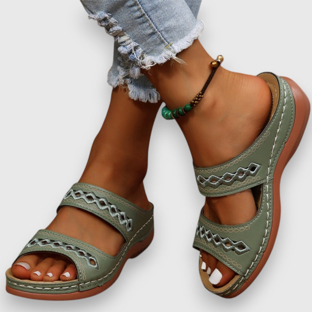 Heidi – Orthopaedic Sandal