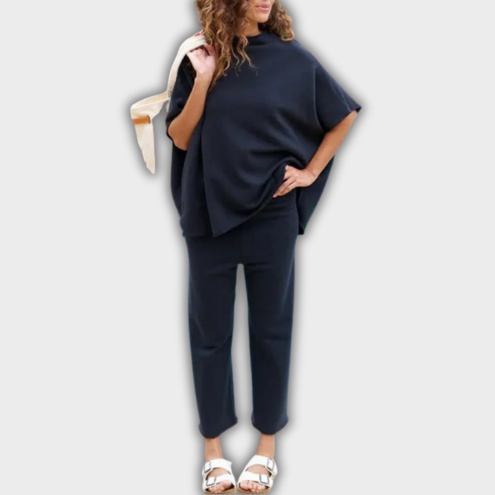 AELLA – Comfortable Set with Loose Fit & Batwing Sleeves