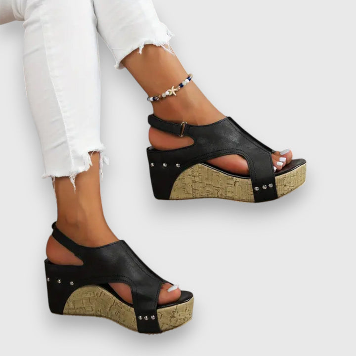 Mia – Vintage Platform Sandal