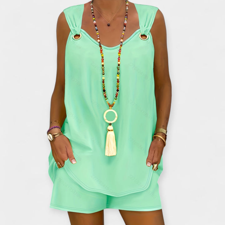 Laura - Sleeveless Top and Shorts Set