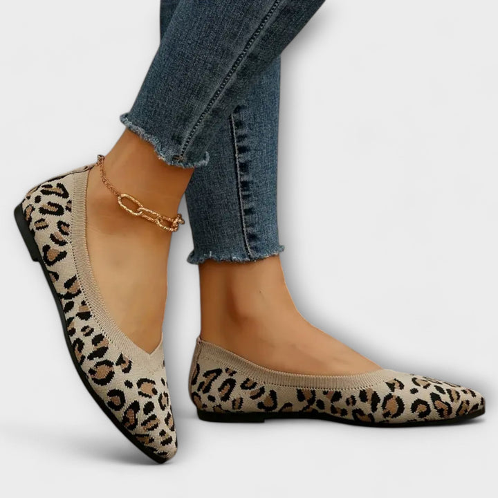 Leopard Print Pointed Flats