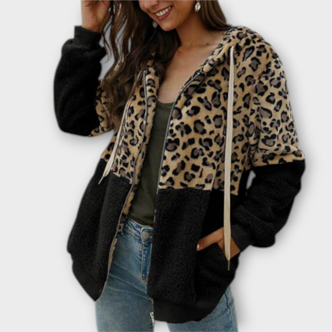 Lea - Fleece Hoodie with Leopard Design