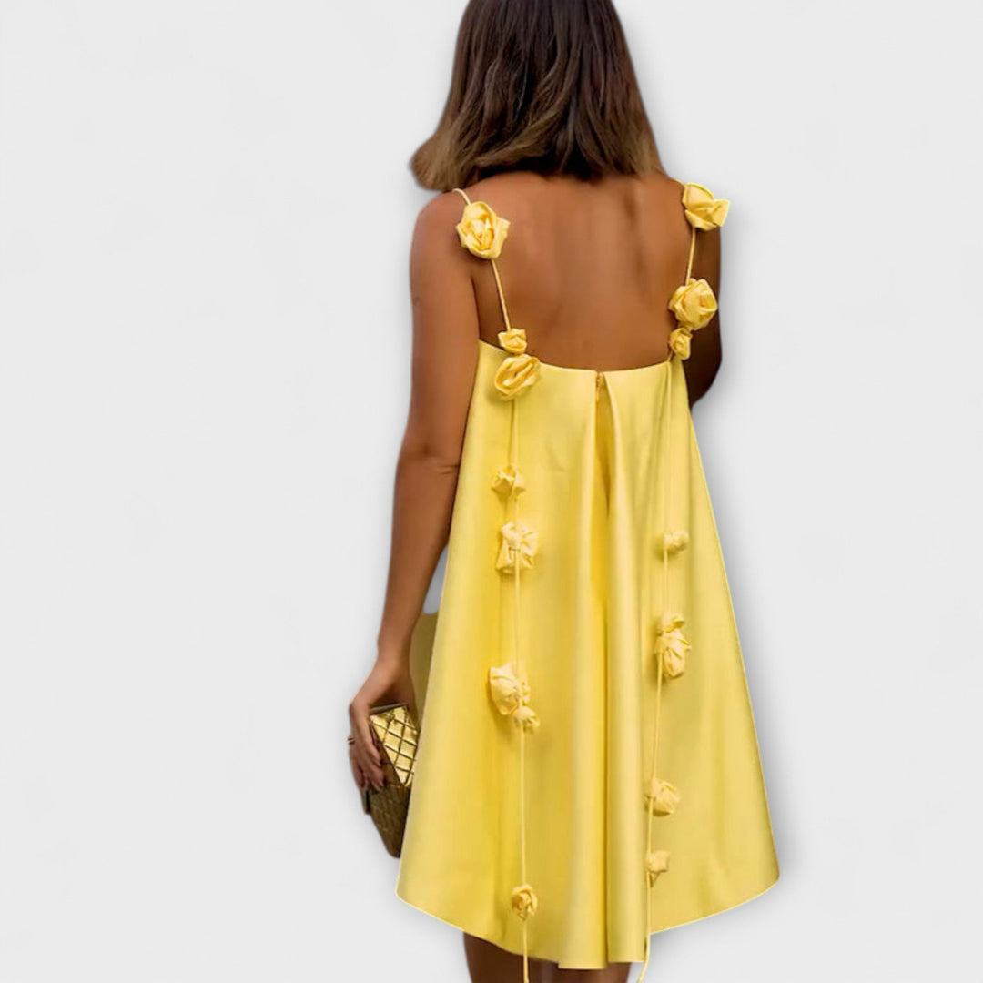 Jordan - Stylish Strapless Mini Dress with Floral Print