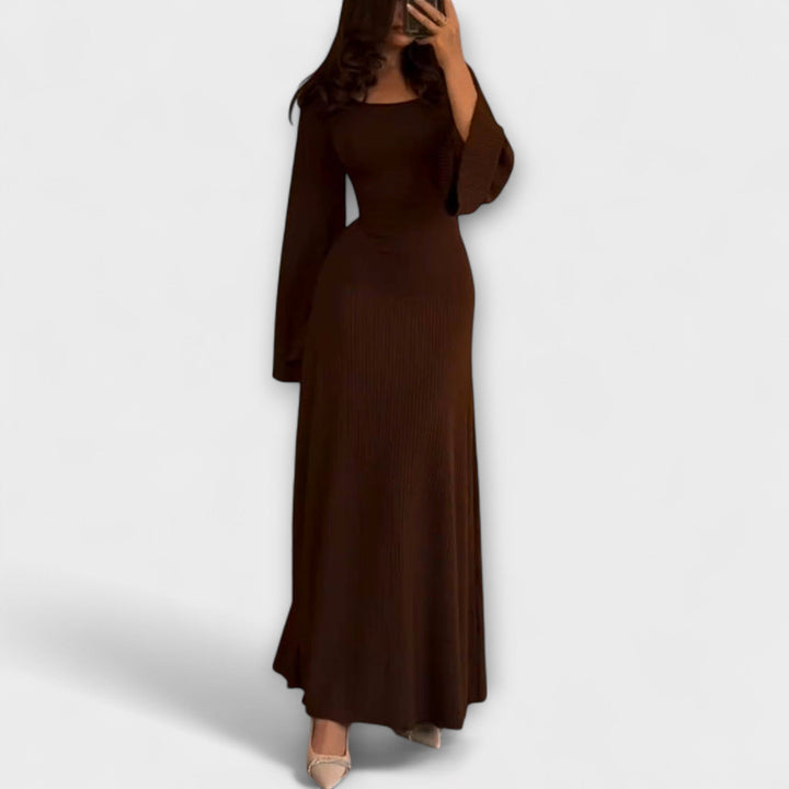 Jocelyn - Stylish Knitted Dress with Waist Detail