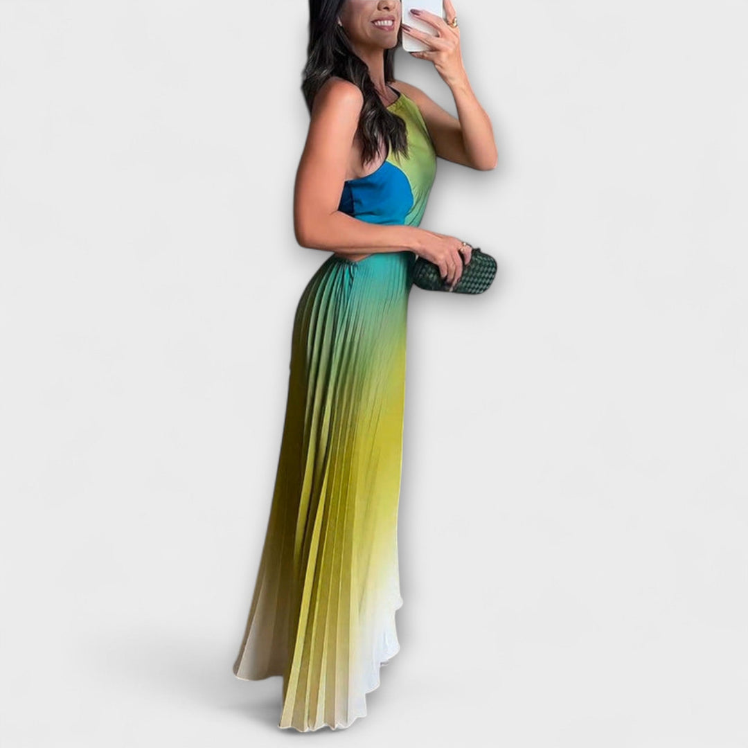 Haven – Stylish Backless Maxi Dress with Gradient and Tie Pleats