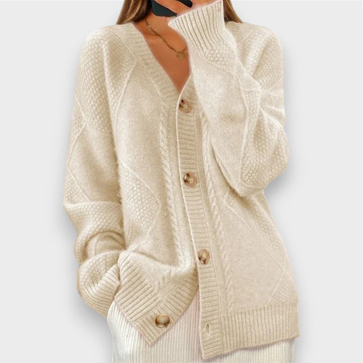Mayla | Cardigan with Cable Knit Pattern