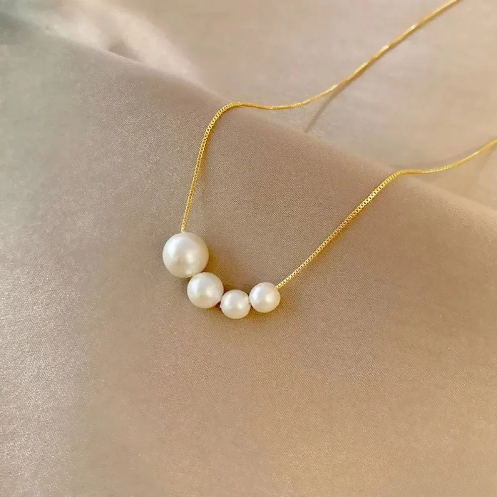 Golden Necklace with Freshwater Pearls