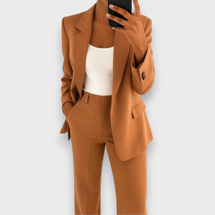 Valmere | Two-Piece Women's Suit