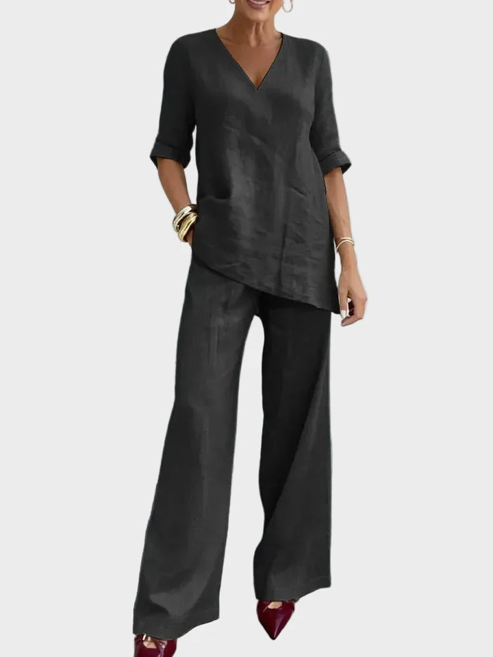 Susana - Two-Piece Set with Half-Sleeve Top and Straight Trousers