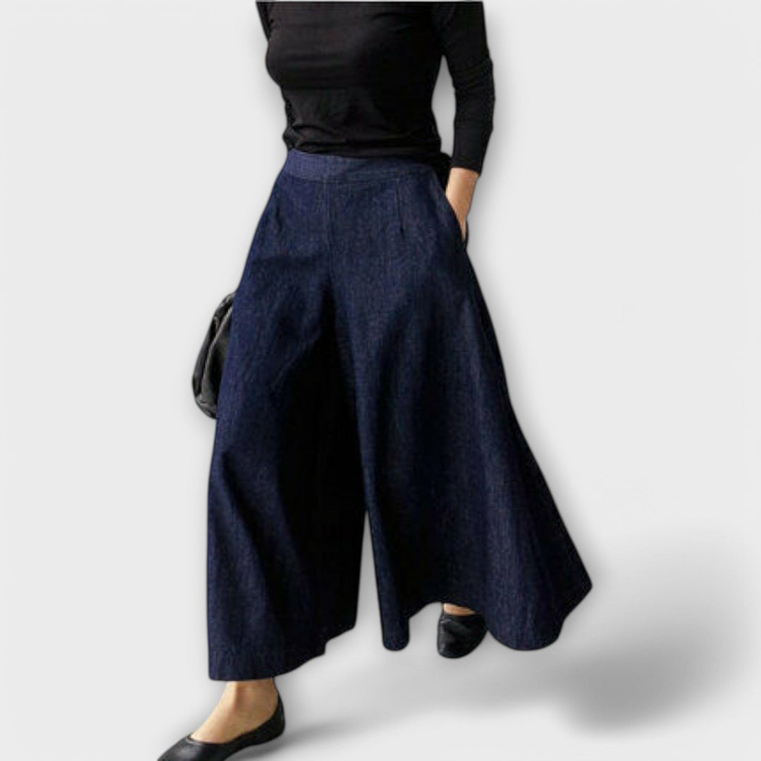 Antonia – Ladies' Trousers with Wide Waistband