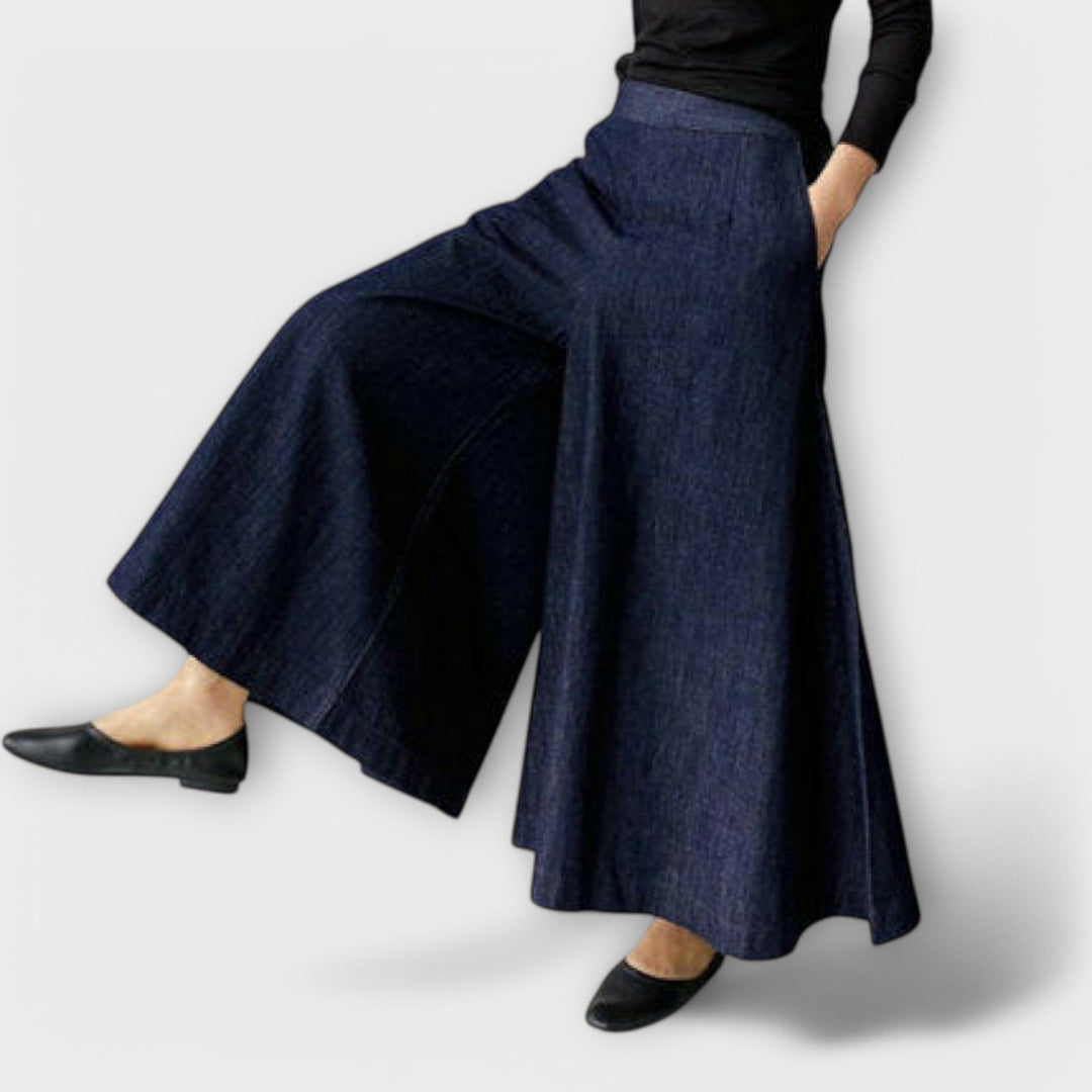 Antonia – Ladies' Trousers with Wide Waistband