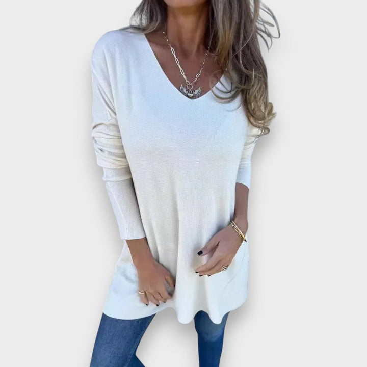 Anais | Relaxed Knit Tunic with V-Neck