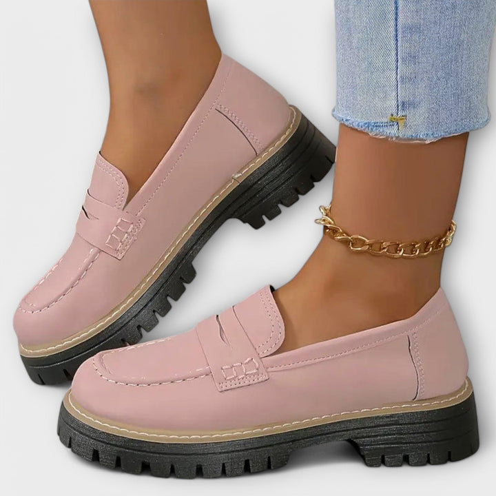 Alisa | Sophisticated Loafer