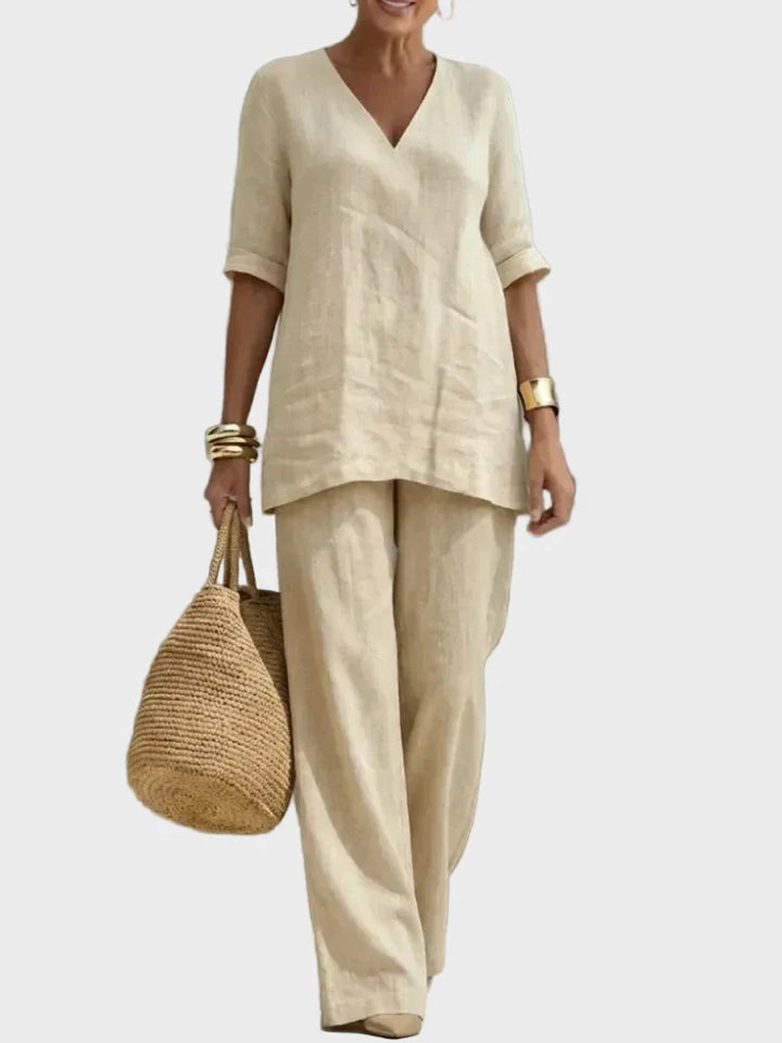 Susana - Two-Piece Set with Half-Sleeve Top and Straight Trousers